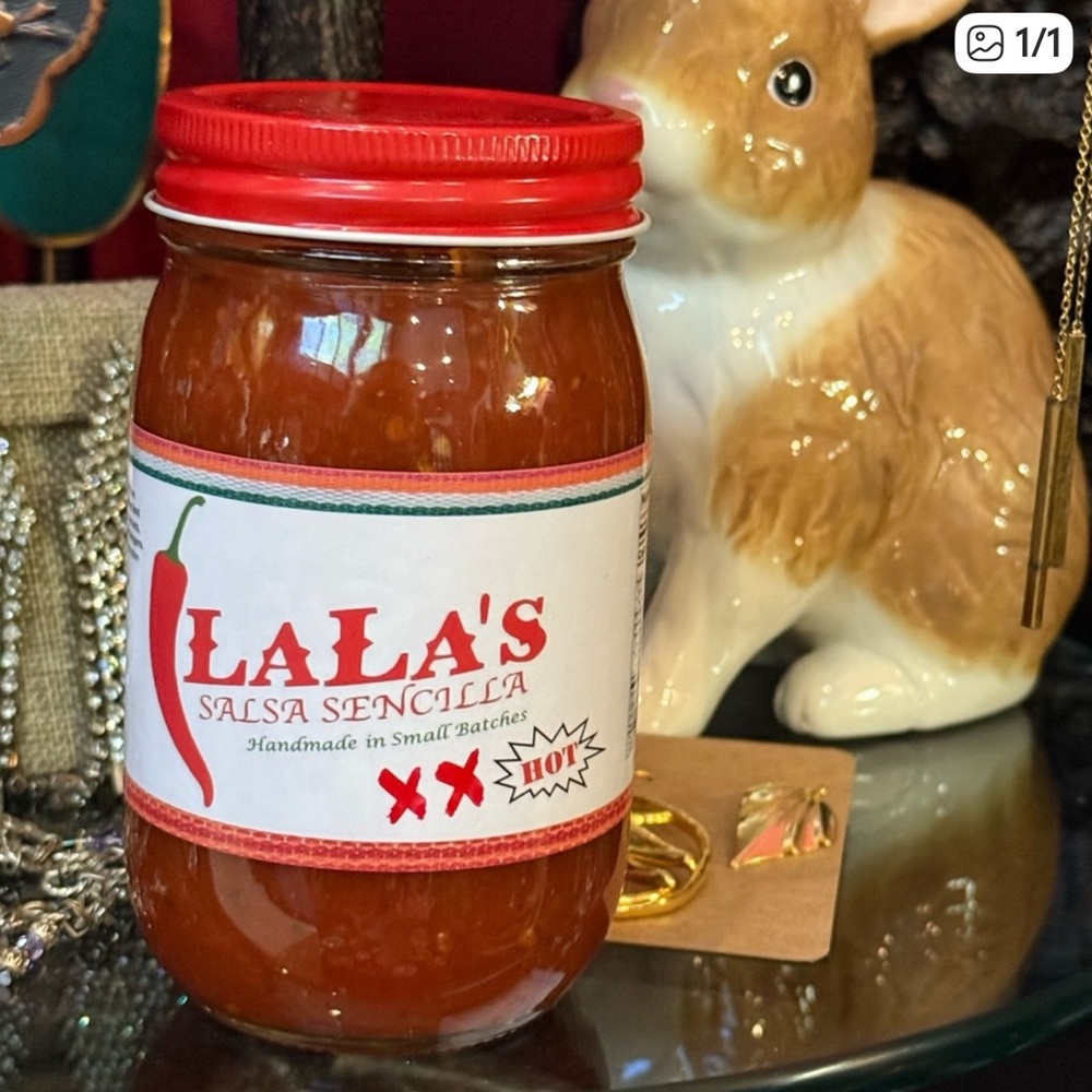 LaLa's Salsa Sencilla Hot Sauce